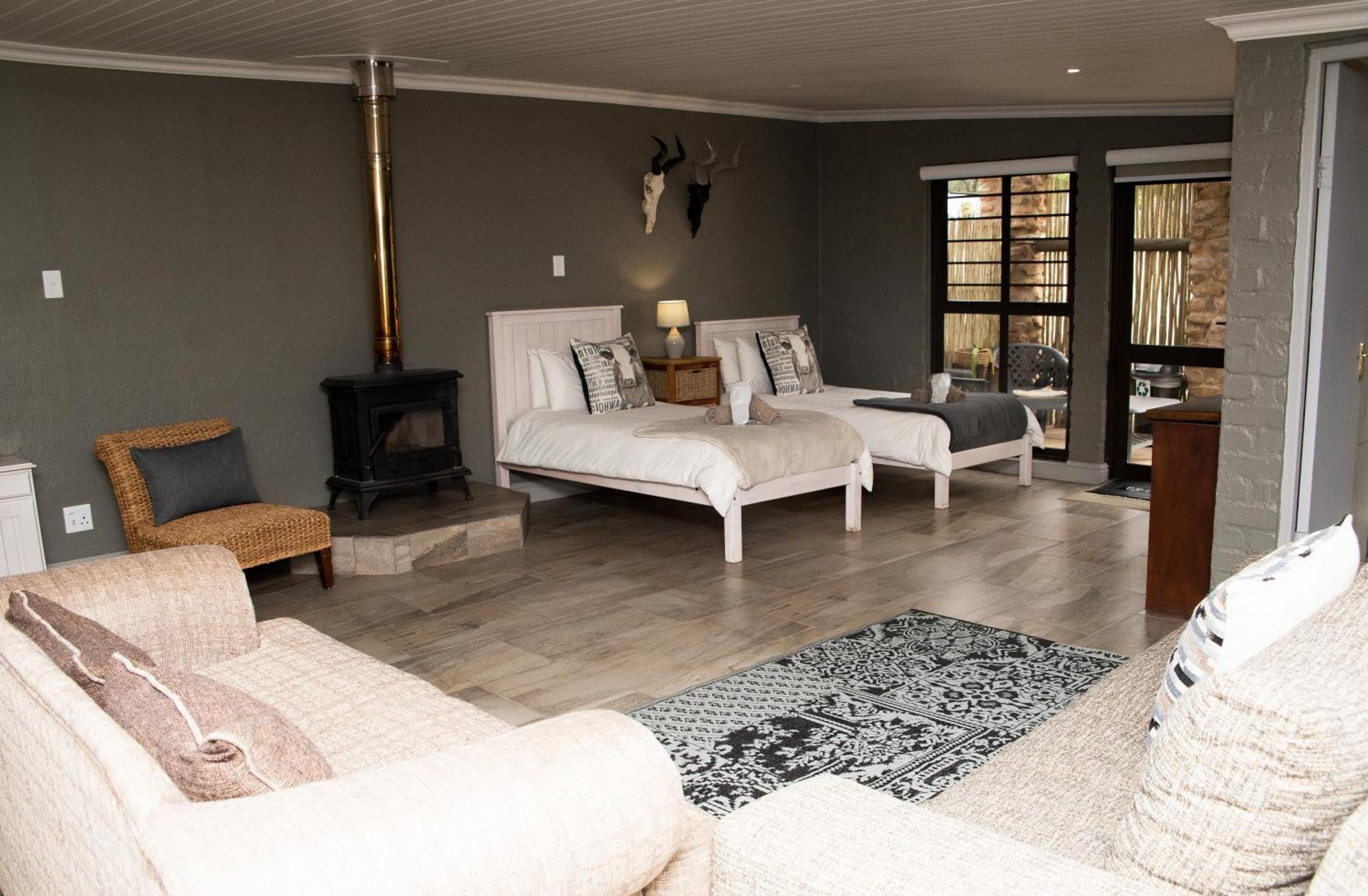Desert Wind Private Guest And Game Farm Montagu Exterior photo